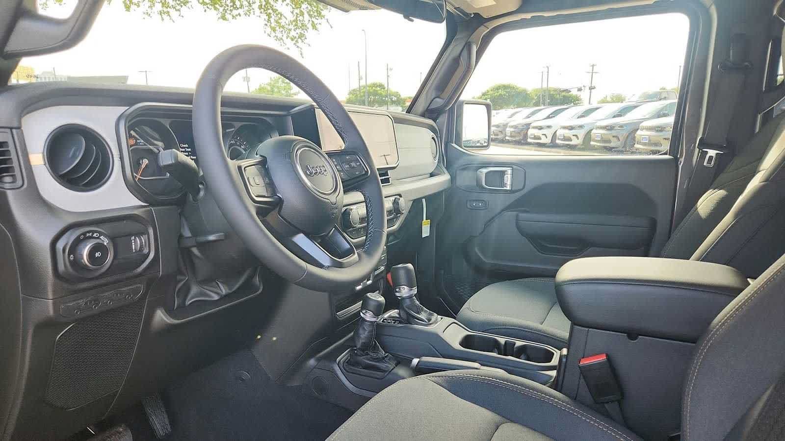 Used 2026 Jeep Wrangler Unlimited Sport AWD/4WD image 9