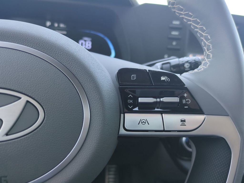 New 2026 Hyundai Elantra SEL Sport image 30