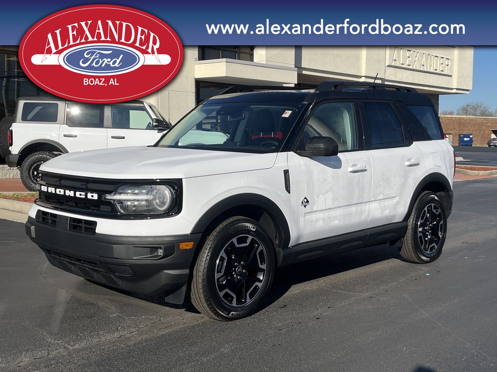 New 2024 Ford Bronco Sport Outer Banks w/ Tech Package