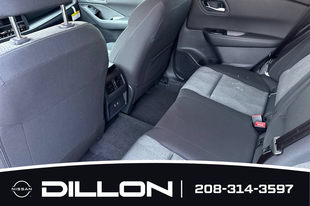 New 2026 Nissan Rogue SV w/ Cold Weather Package AWD/4WD image 14