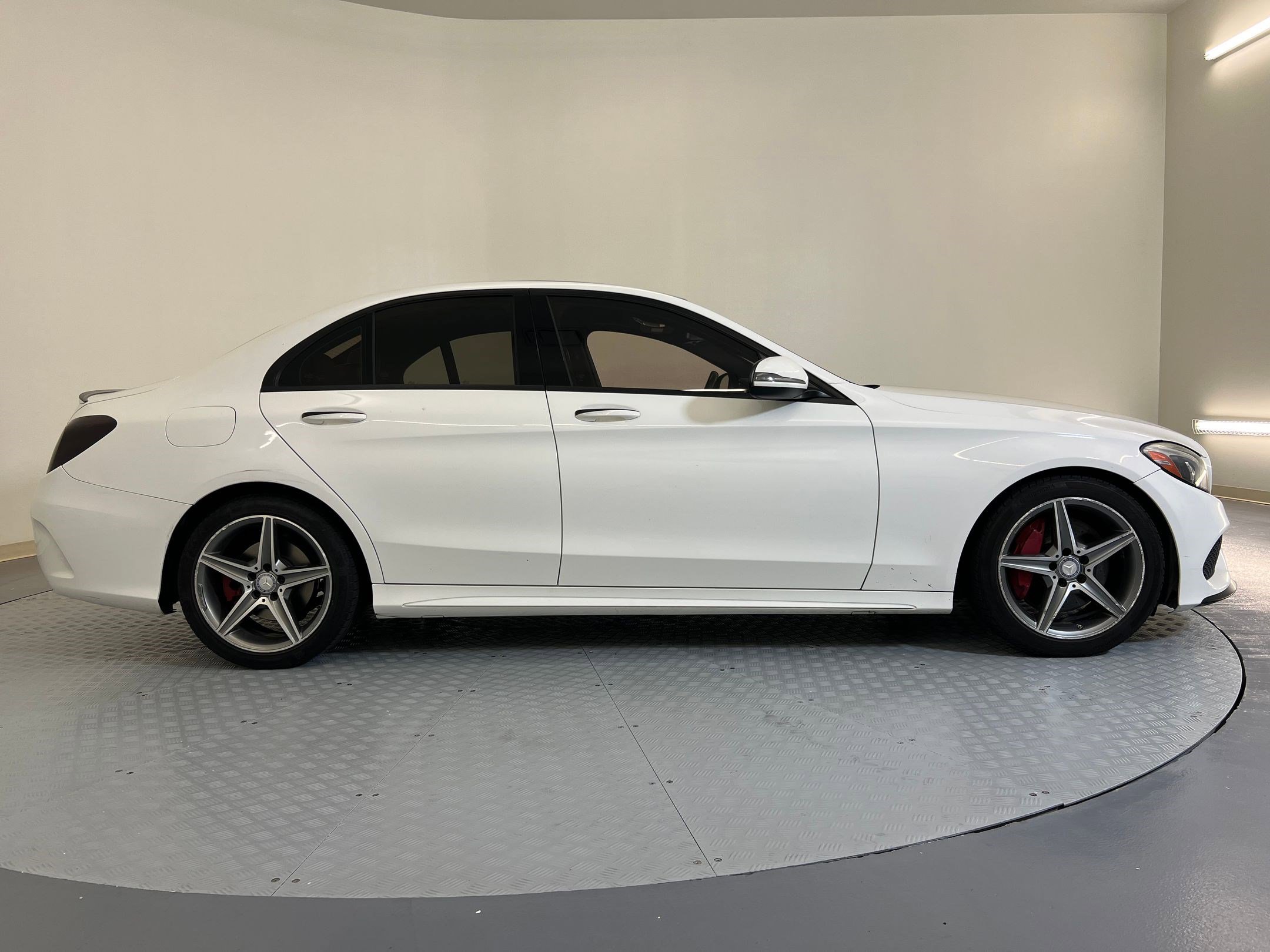 Used 2016 Mercedes-Benz C 300 Sedan image 8