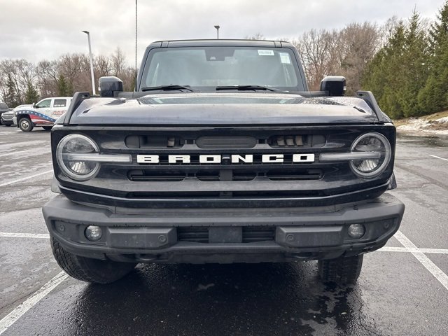 Used 2021 Ford Bronco Outer Banks image 2
