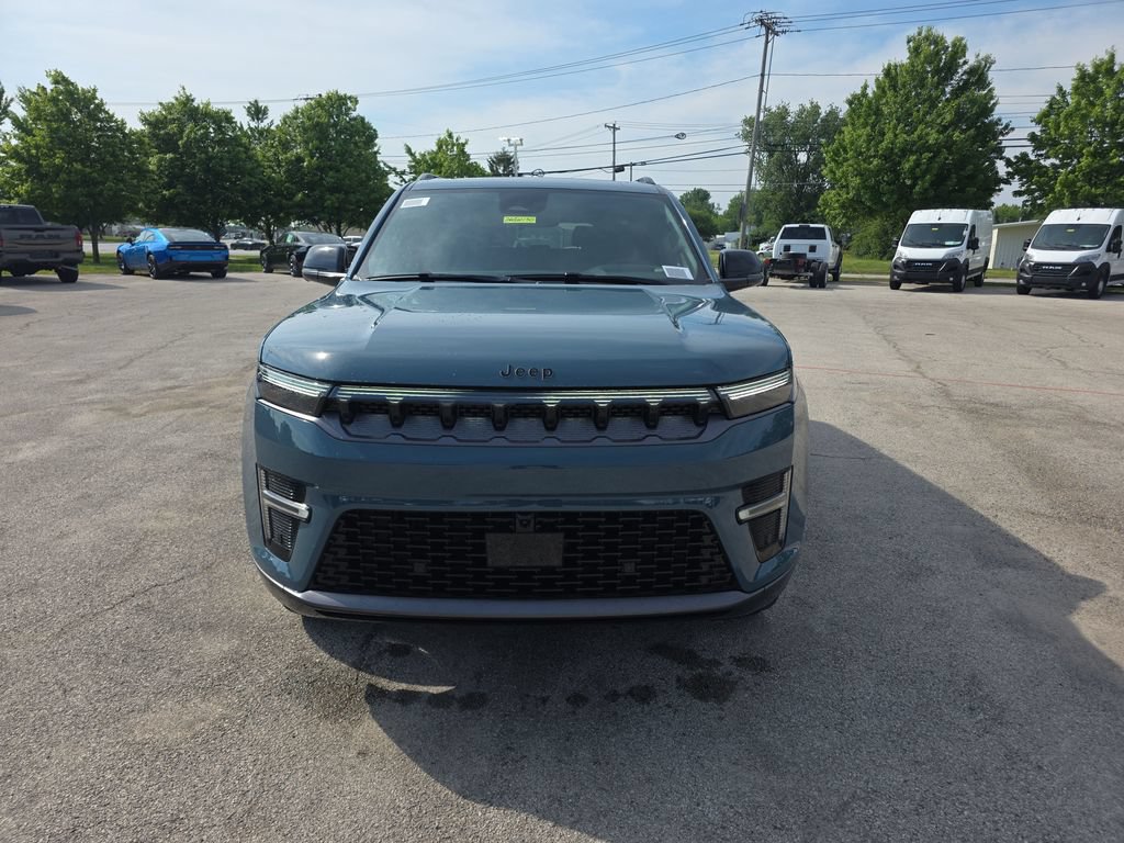 New 2026 Jeep Grand Wagoneer L Limited AWD/4WD image 2