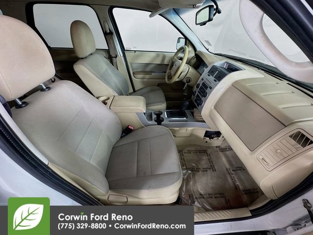 Used 2011 Ford Escape XLT w/ 202A Rapid Spec Order Code image 25