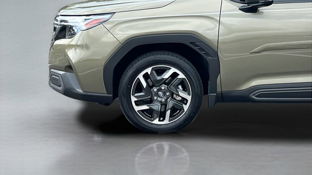 Used 2025 Subaru Forester Limited w/ Popular Package #2 image 20