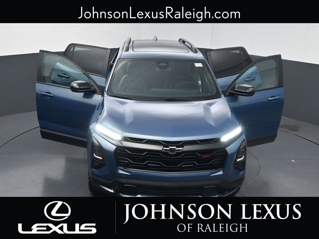 Used 2025 Chevrolet Equinox RS w/ Convenience Package III FWD image 35