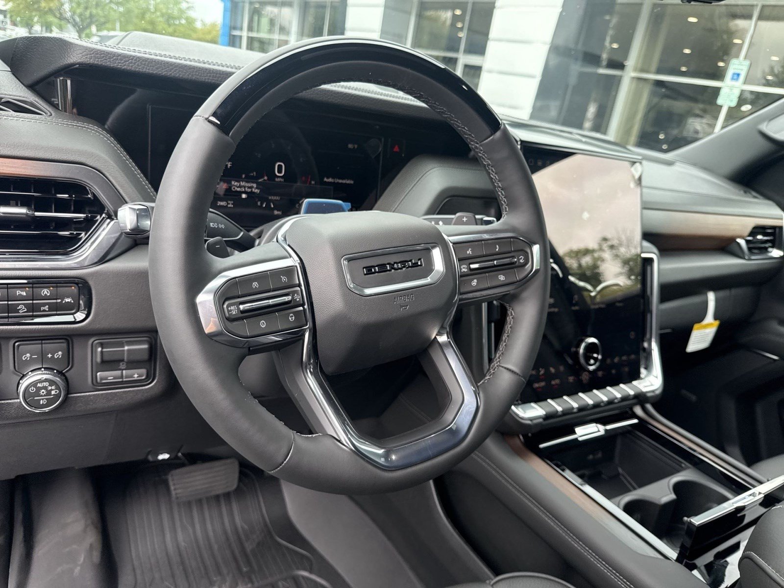 New 2026 GMC Yukon Denali w/ Denali Reserve Package AWD/4WD image 14