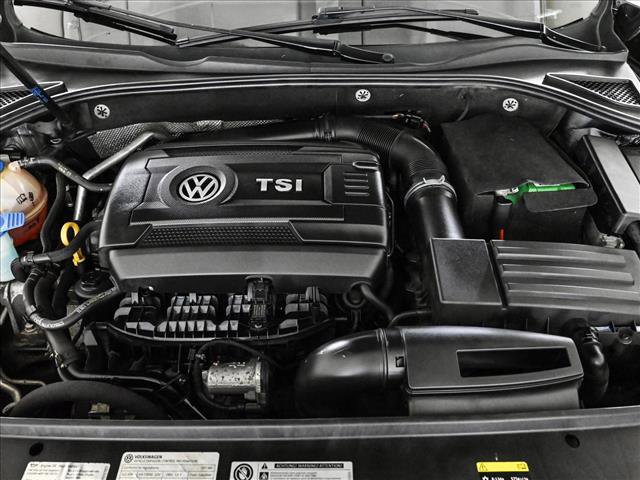 Used 2017 Volkswagen Passat 1.8T SE FWD image 23