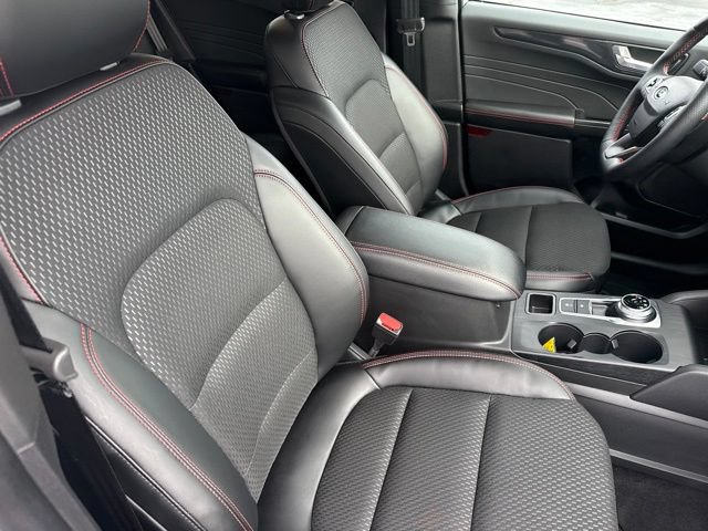 Used 2026 Ford Escape ST-Line Select w/ Tech Pack #1 AWD/4WD image 16