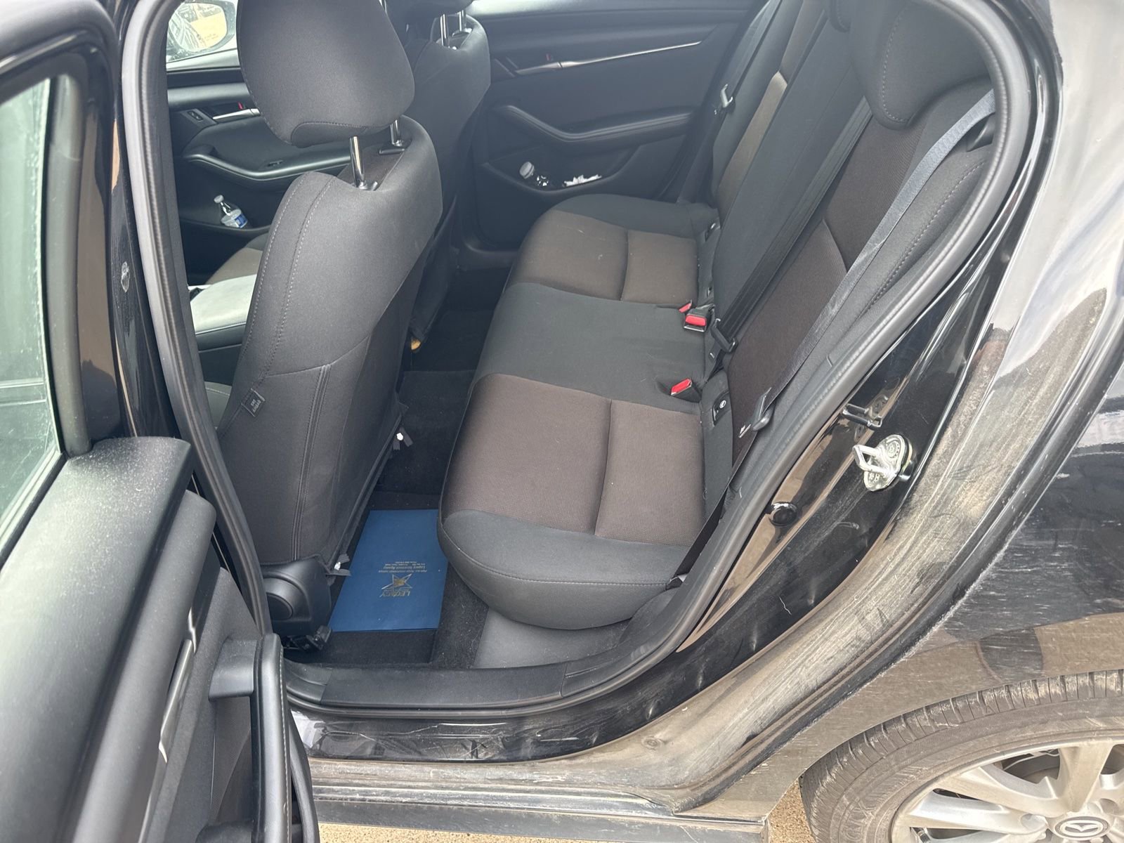 Used 2023 MAZDA MAZDA3 s FWD image 9