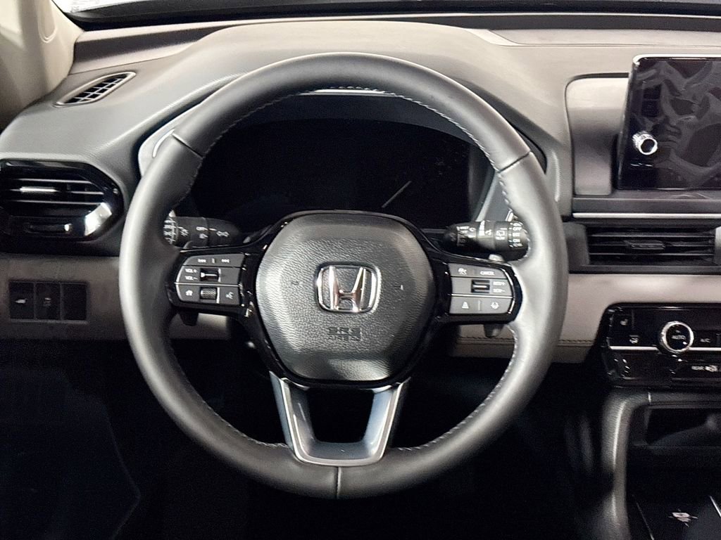 New 2025 Honda Pilot EX-L image 13