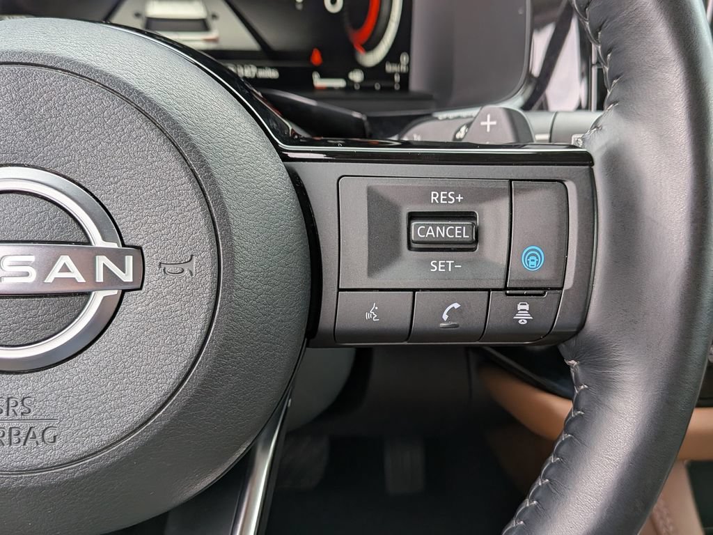 Used 2023 Nissan Pathfinder Platinum w/ Cargo Package AWD/4WD image 20