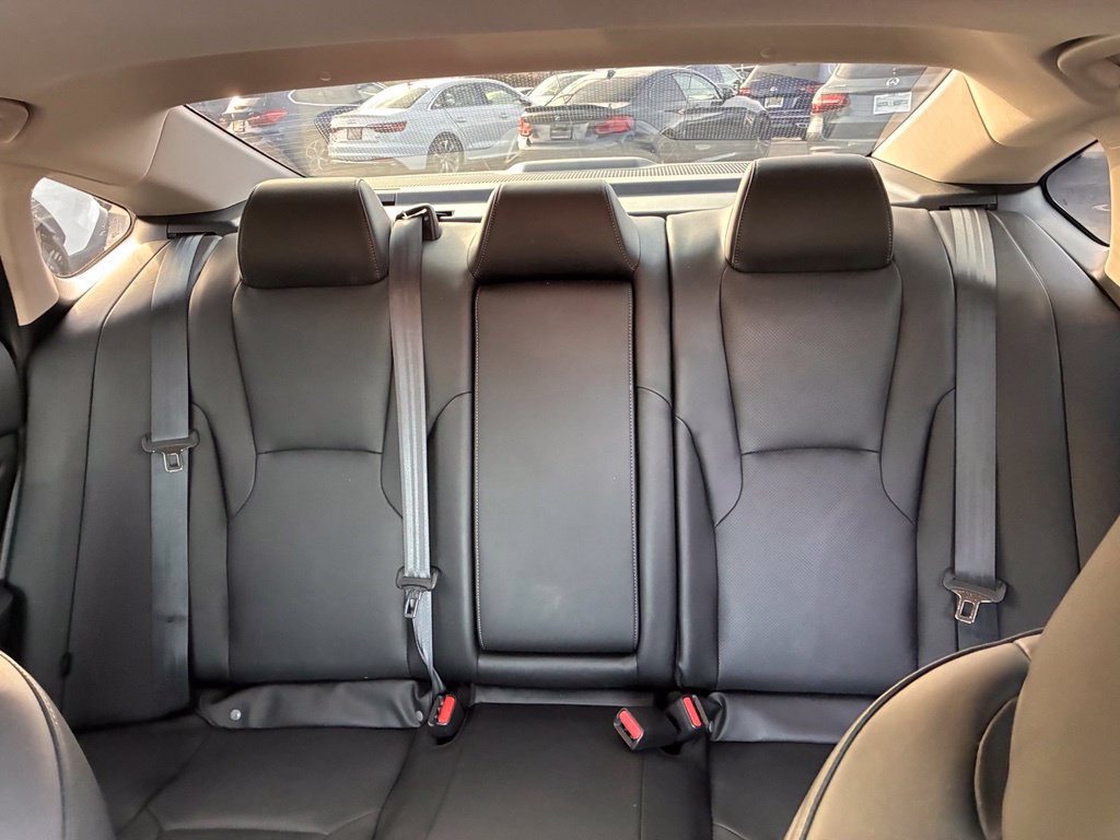 Used 2025 Honda Accord Touring image 13