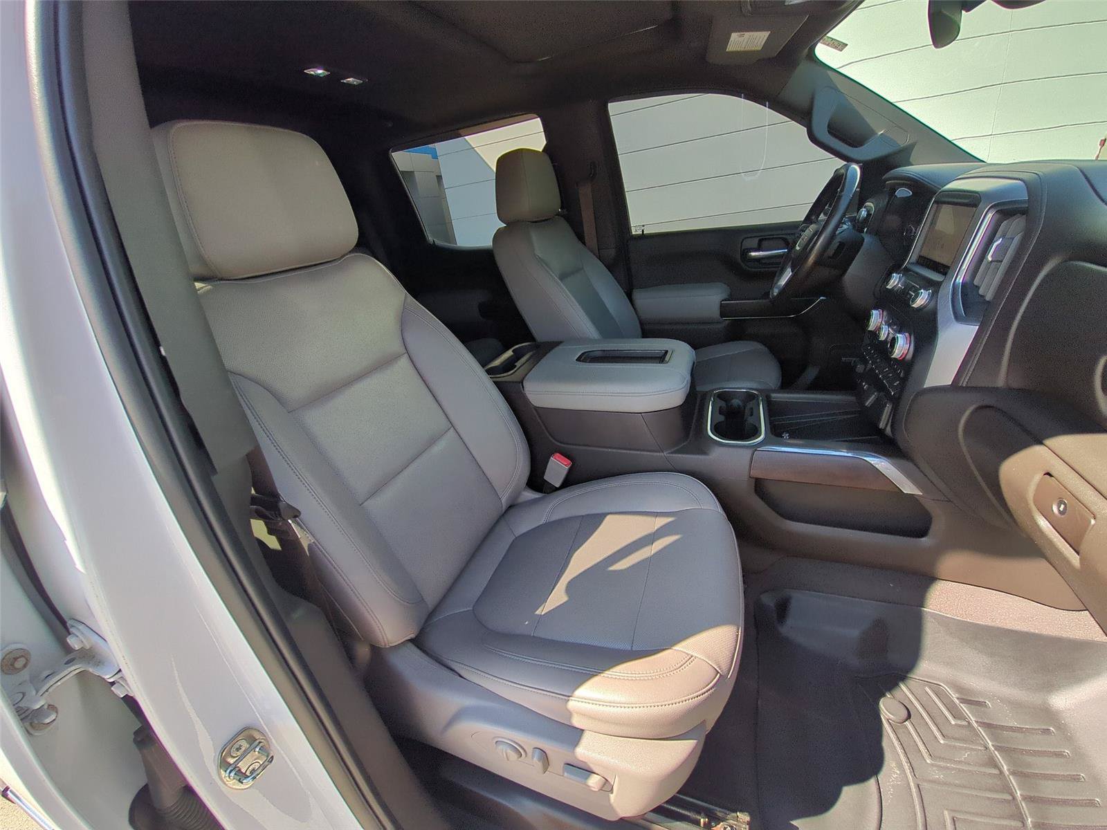 Used 2020 GMC Sierra 1500 SLT w/ SLT Premium Plus Package AWD/4WD image 35