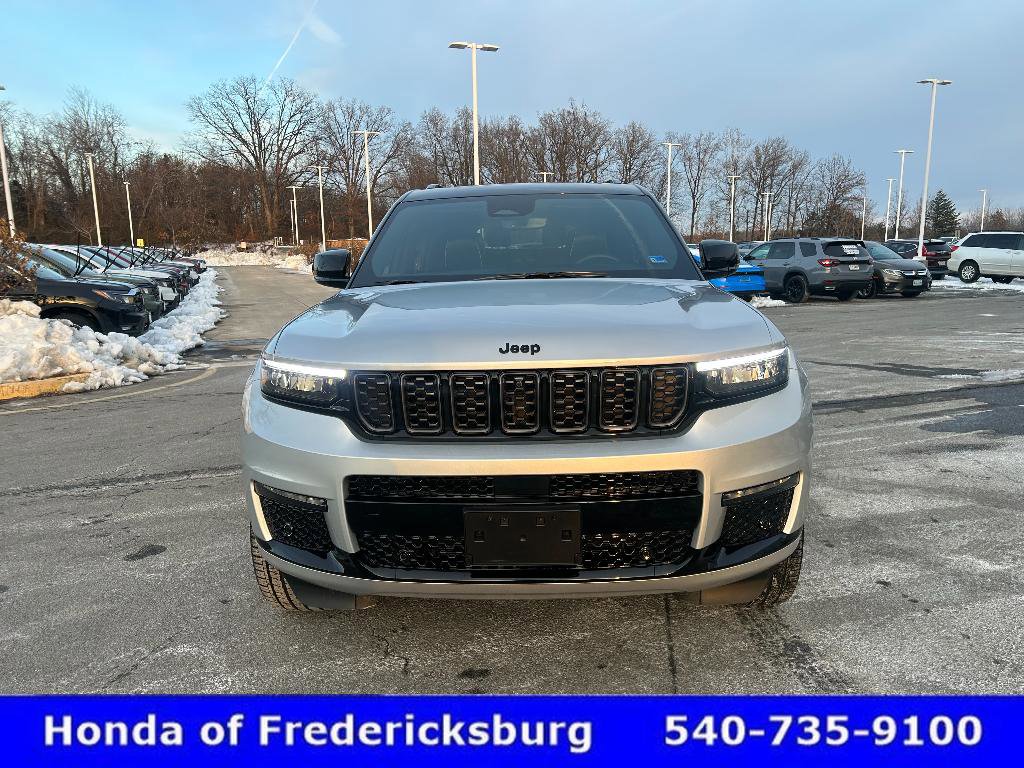 Used 2025 Jeep Grand Cherokee L Summit image 9