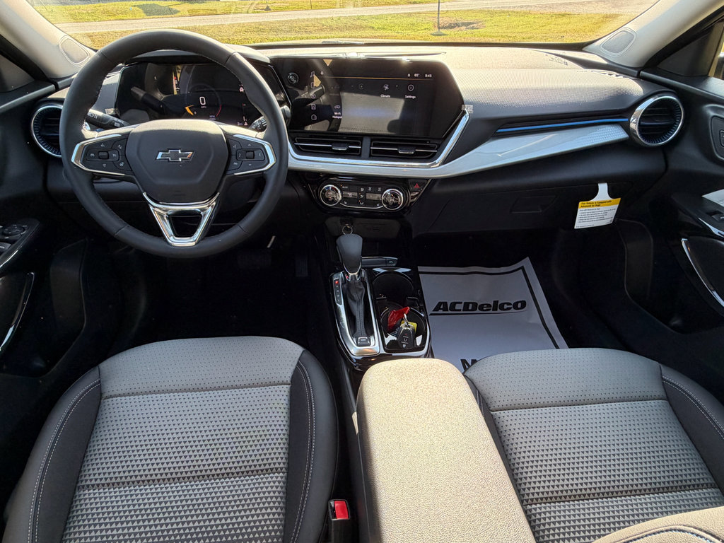 New 2026 Chevrolet Trax LT image 3