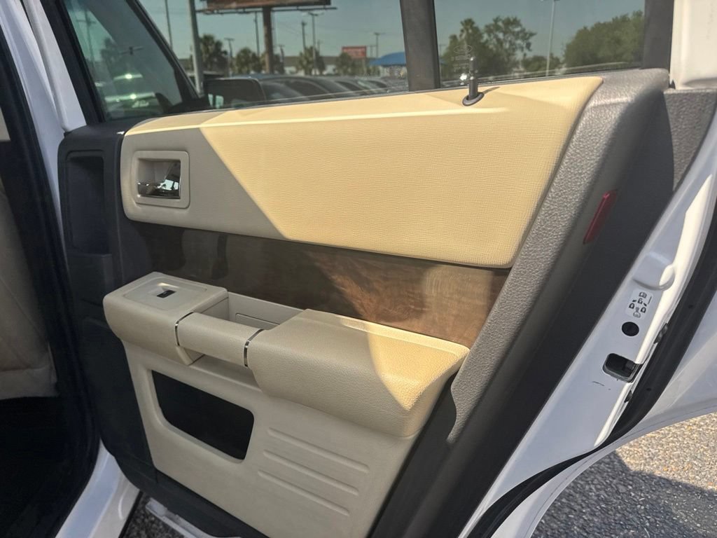 Certified 2019 Ford Flex Limited w/ Equipment Group 301A FWD image 22