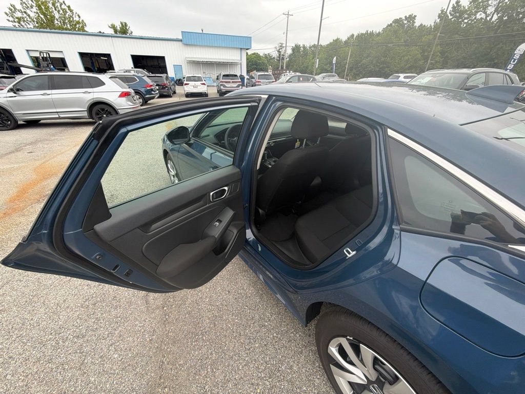Used 2026 Honda Civic LX image 7
