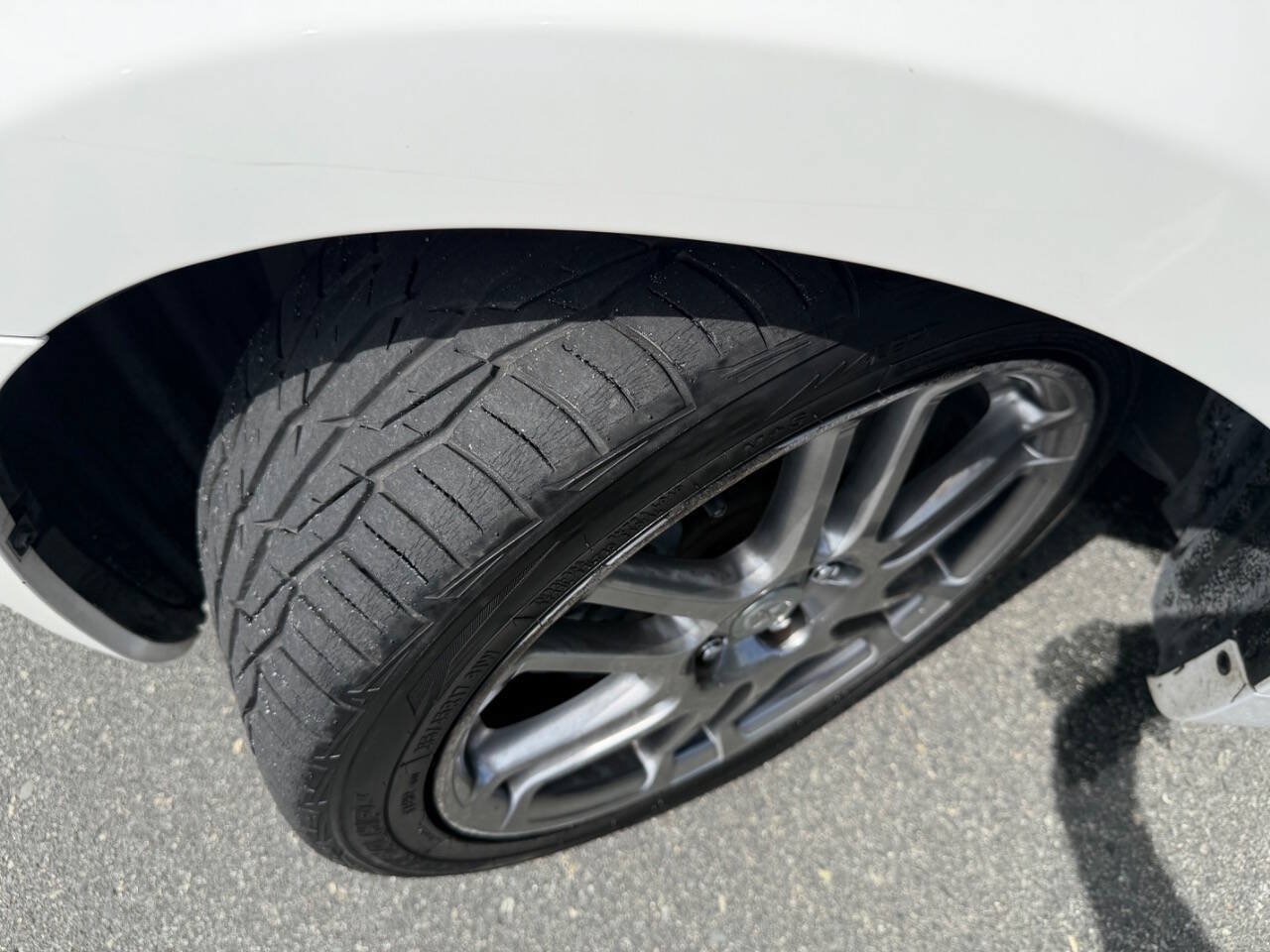 Used 2009 Scion tC FWD image 21