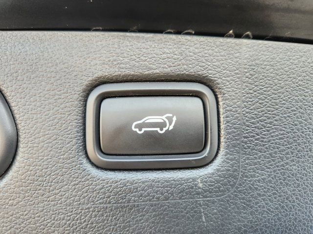 Used 2021 Hyundai Tucson Ultimate w/ Cargo Package image 34