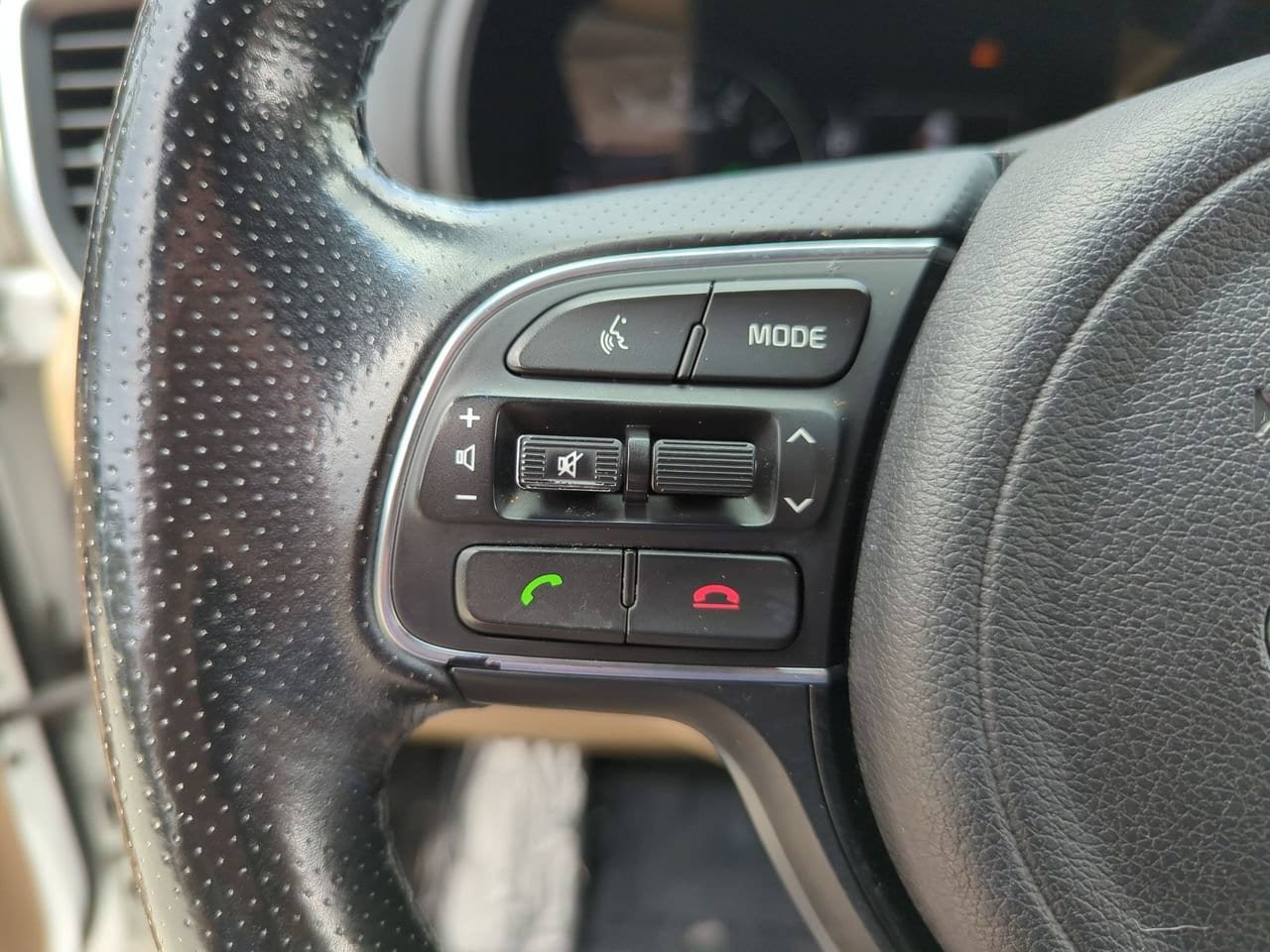 Used 2018 Kia Sportage SX FWD image 11