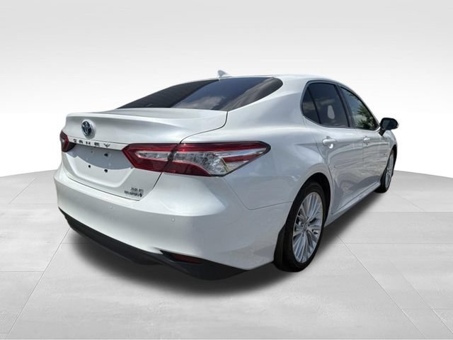 Used 2019 Toyota Camry XLE FWD image 17