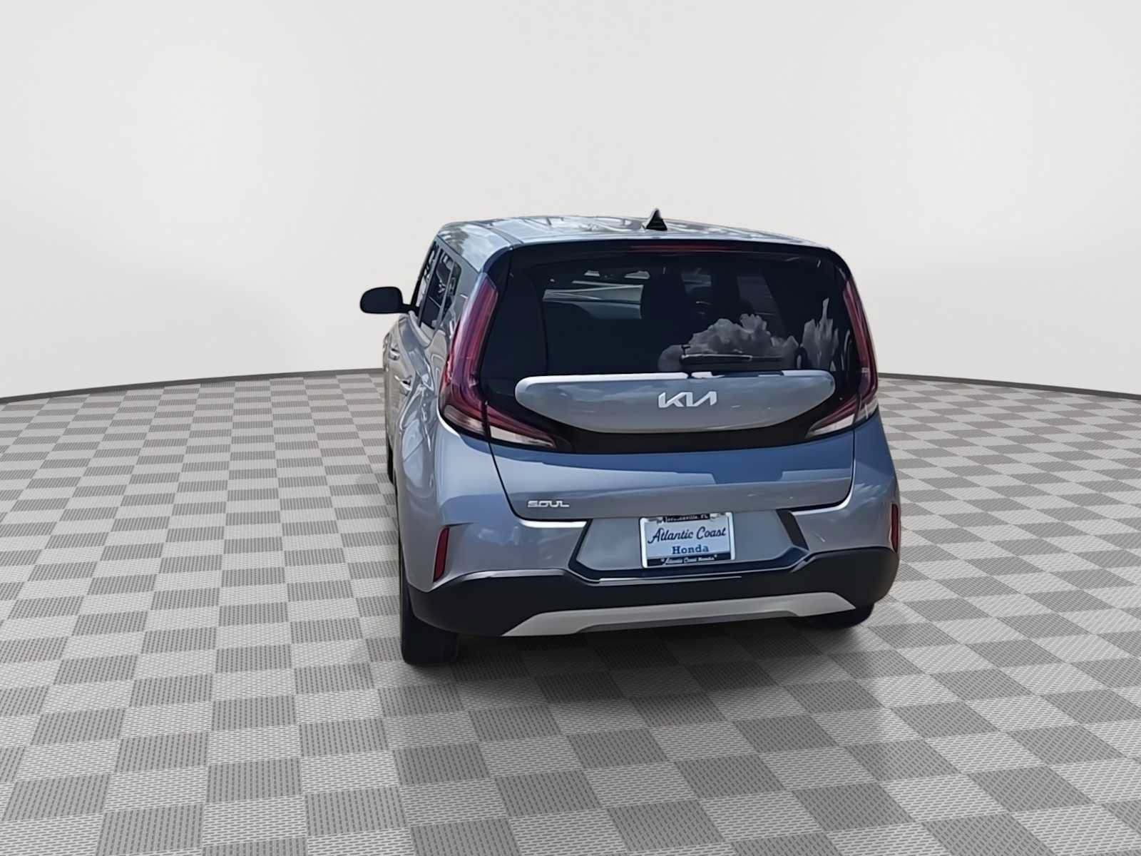 Used 2023 Kia Soul LX w/ Option Group 015 FWD image 7