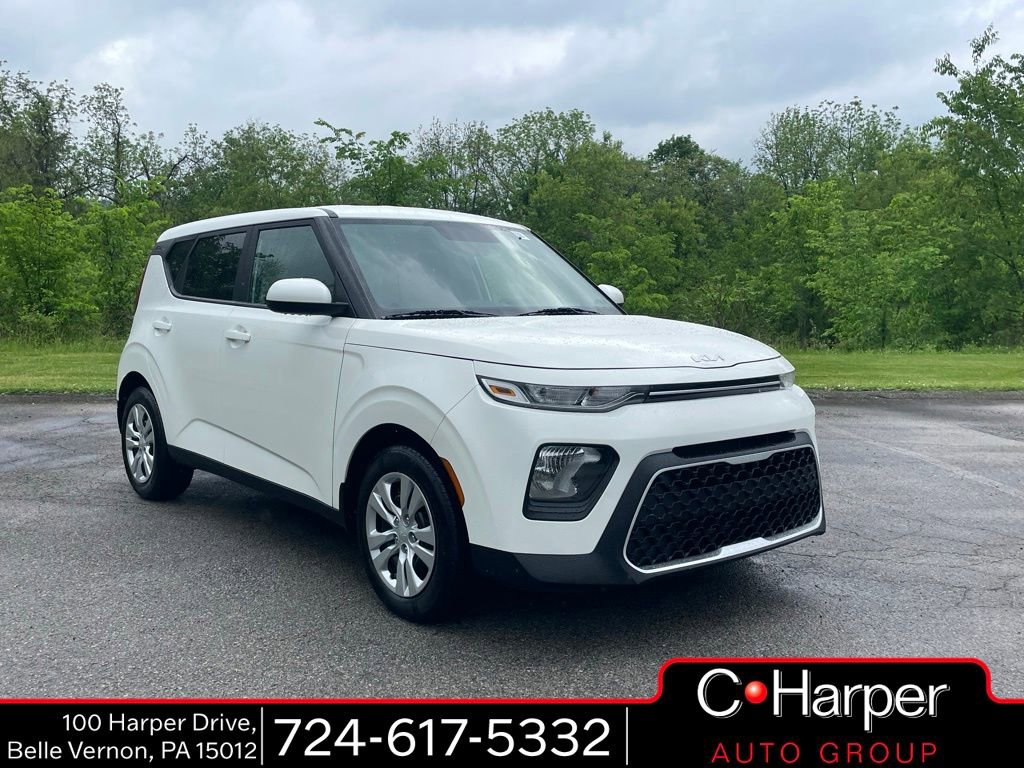 Certified 2022 Kia Soul LX FWD image 1