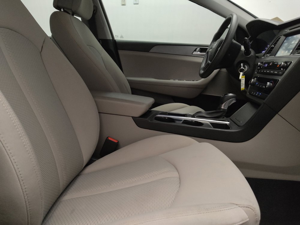 Used 2016 Hyundai Sonata SE FWD image 21