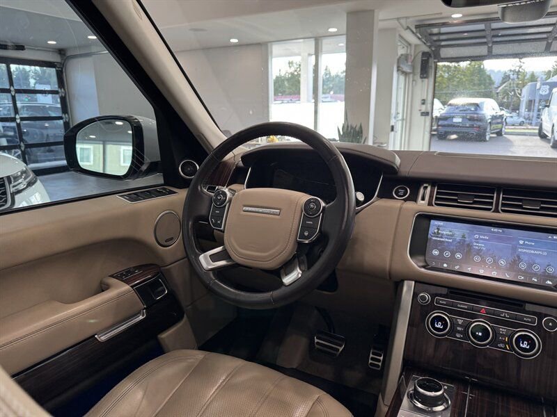 Used 2017 Land Rover Range Rover Supercharged image 20