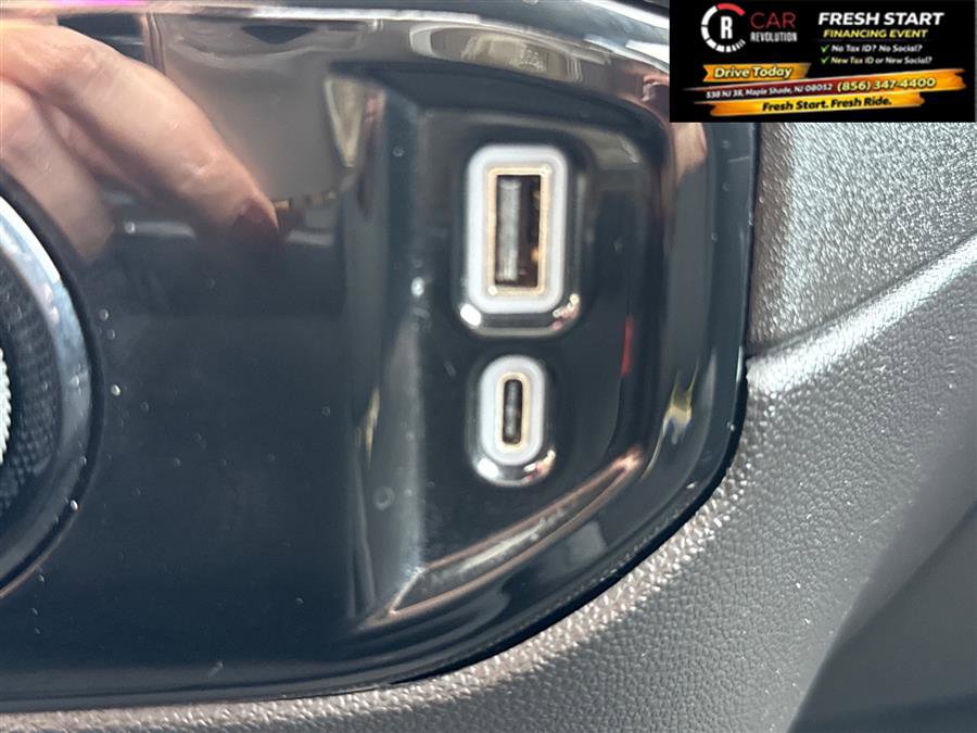 Used 2024 Chevrolet Silverado 2500 LT AWD/4WD image 48