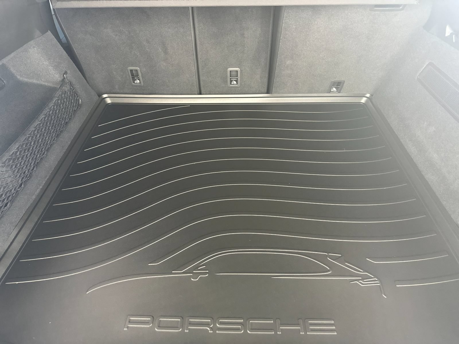 Certified 2026 Porsche Cayenne Coupe AWD/4WD image 17