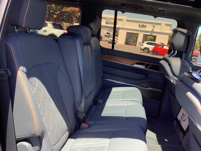 Used 2024 Jeep Grand Wagoneer Series III w/ Flexible Seating Group AWD/4WD image 38