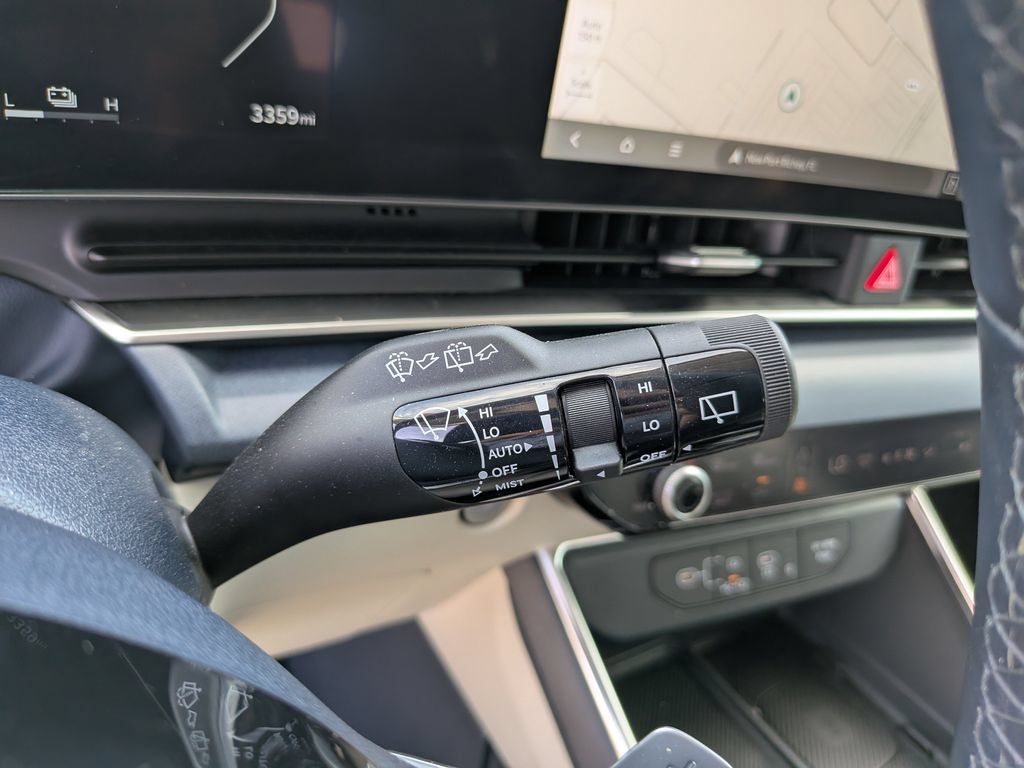 Certified 2026 Kia Carnival SX FWD image 37