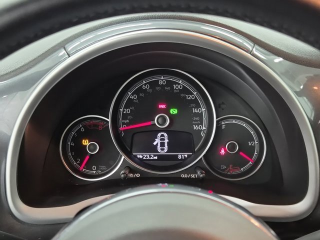 Used 2019 Volkswagen Beetle 2.0T S image 19