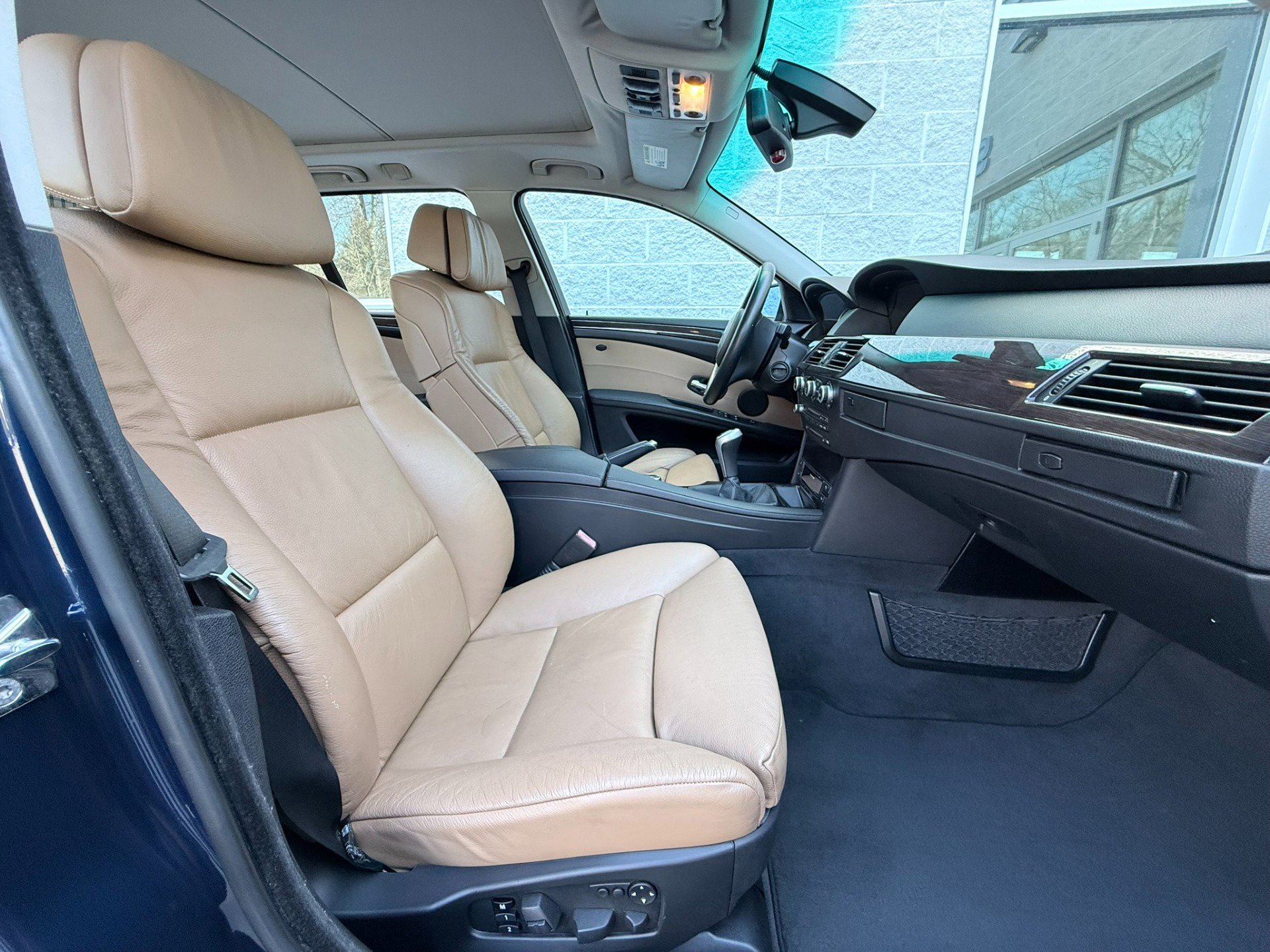 Used 2009 BMW 535i xDrive Wagon image 37