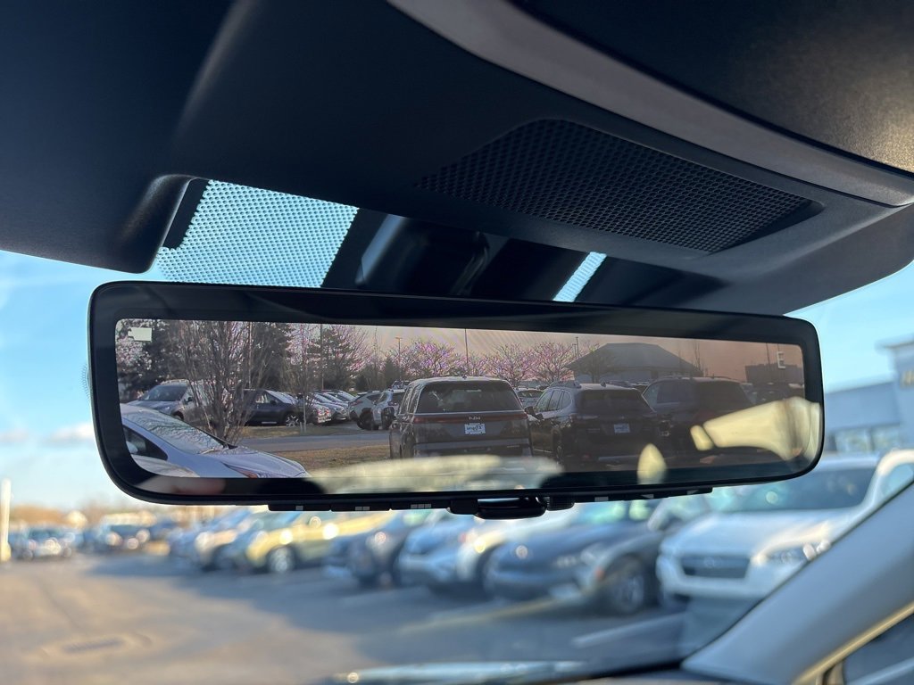 Used 2025 Subaru Outback Touring XT image 24