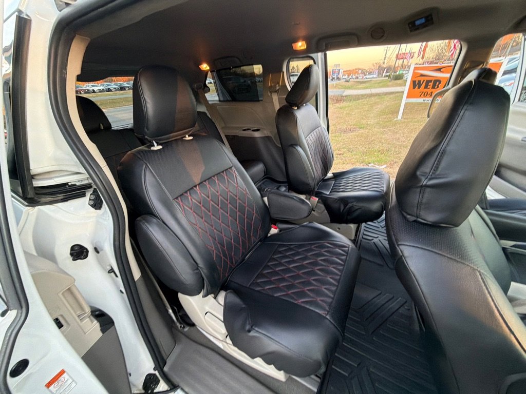 Used 2020 Toyota Sienna LE image 31