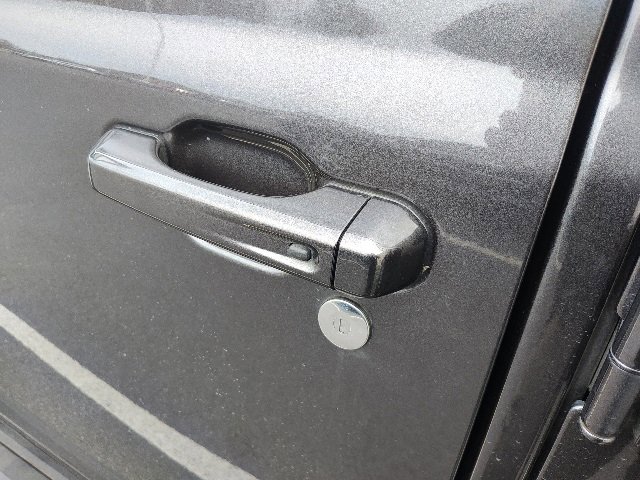 Used 2020 Jeep Wrangler Unlimited Sahara image 19