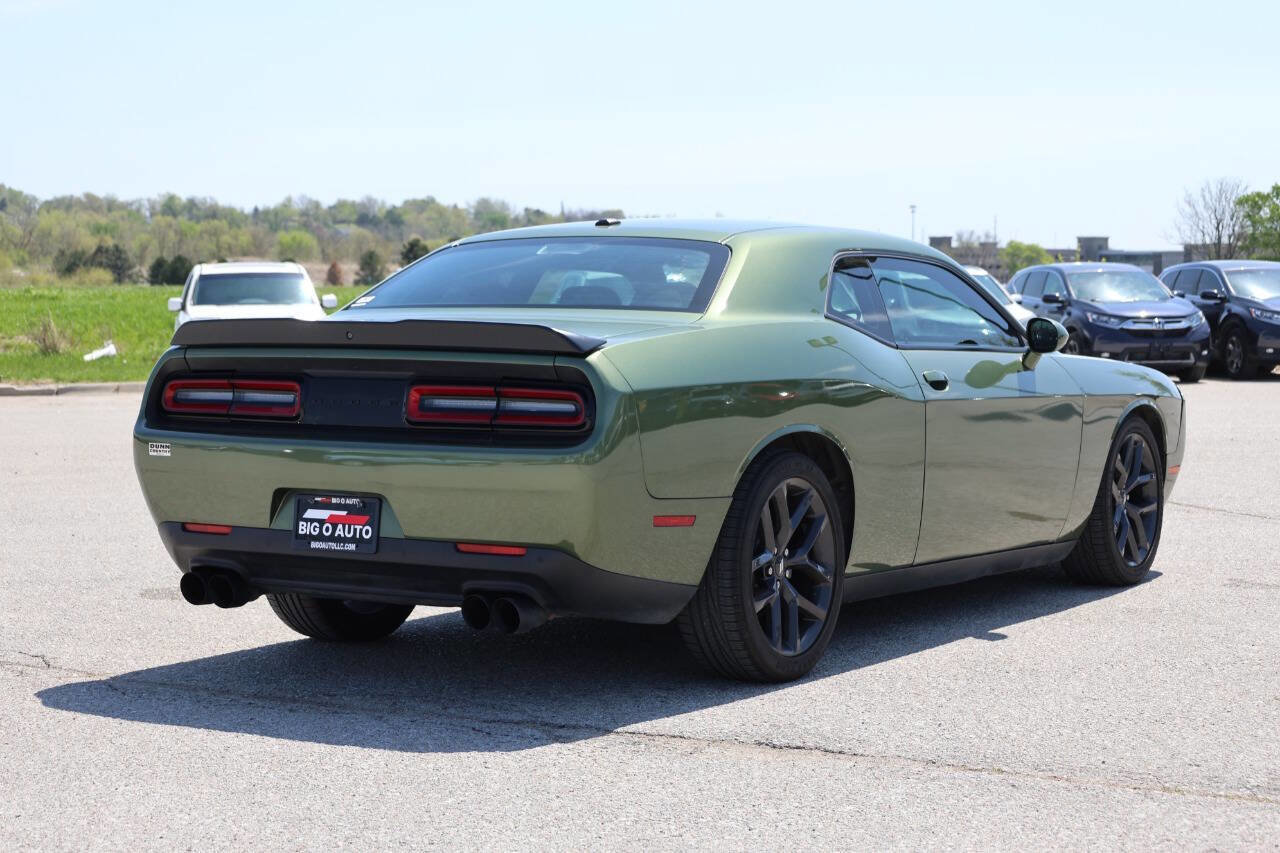 Used 2021 Dodge Challenger GT w/ Blacktop Package RWD image 9