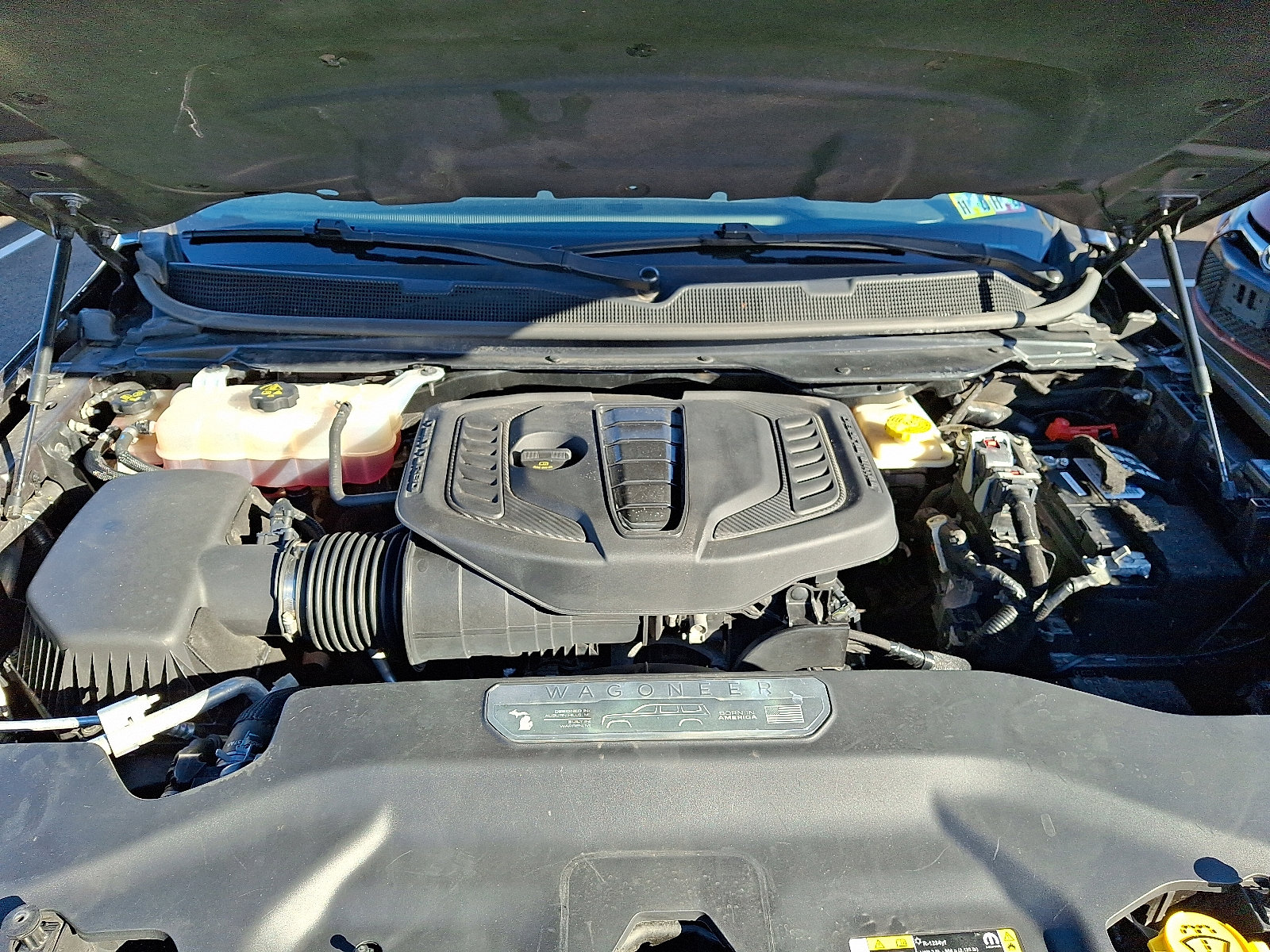 Used 2023 Jeep Wagoneer L Series II image 28