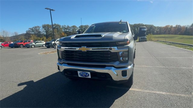 New 2026 Chevrolet Silverado 2500 LT image 6