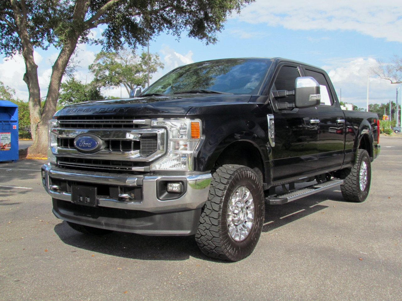 Used 2020 Ford F250 XLT w/ XLT Premium Package image 2