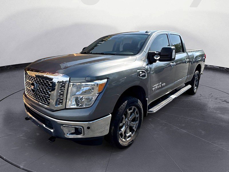 Used 2018 Nissan Titan SV w/ SV Convenience Package AWD/4WD image 1
