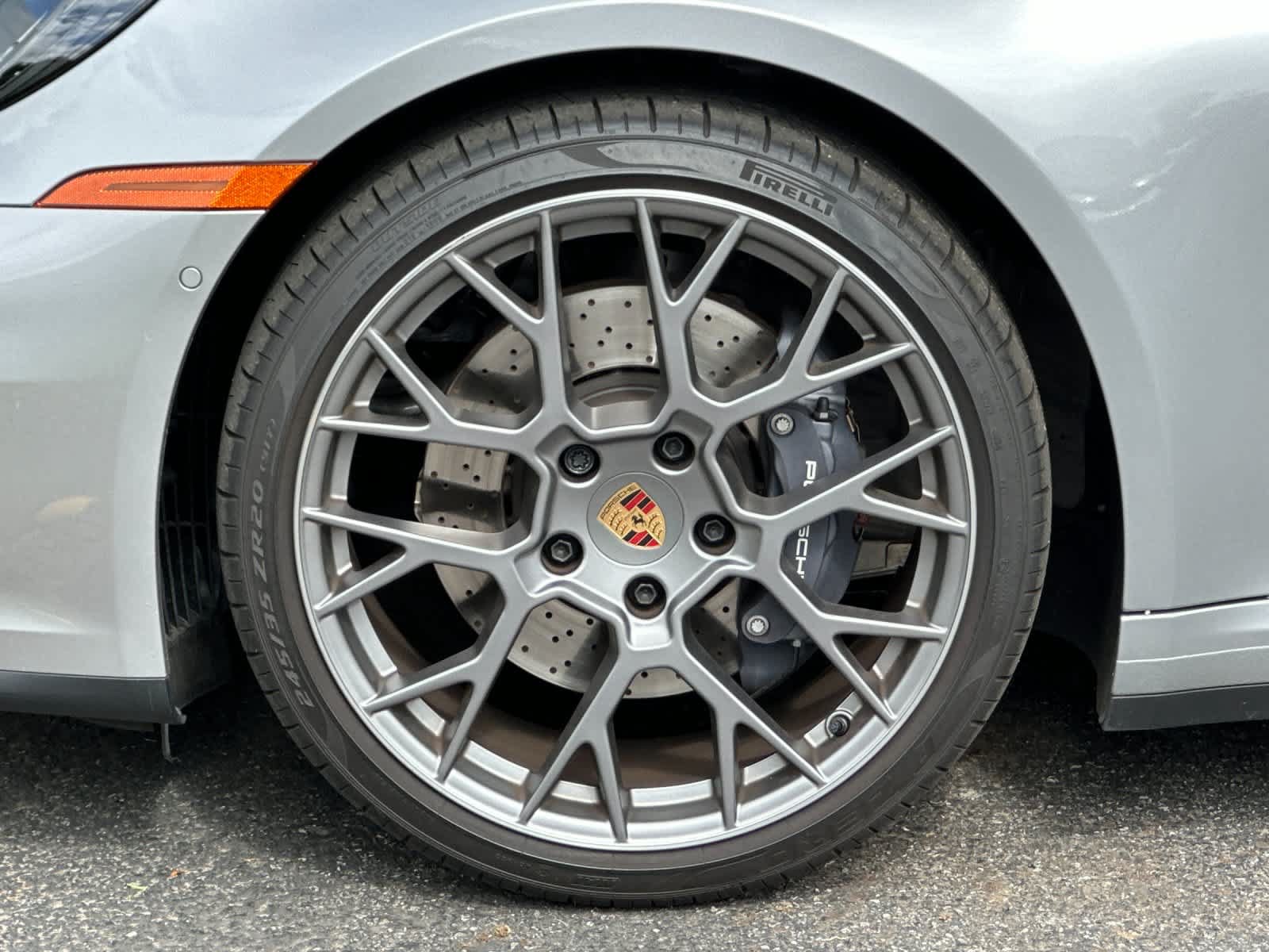 Certified 2025 Porsche 911 Carrera RWD image 30