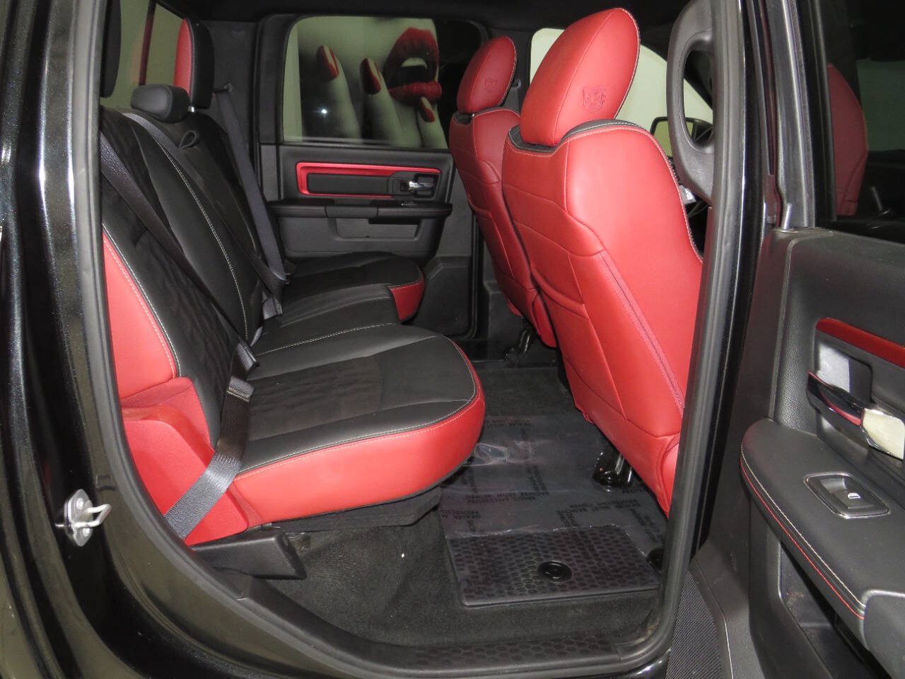 Used 2016 RAM 1500 Rebel w/ Luxury Group AWD/4WD image 18