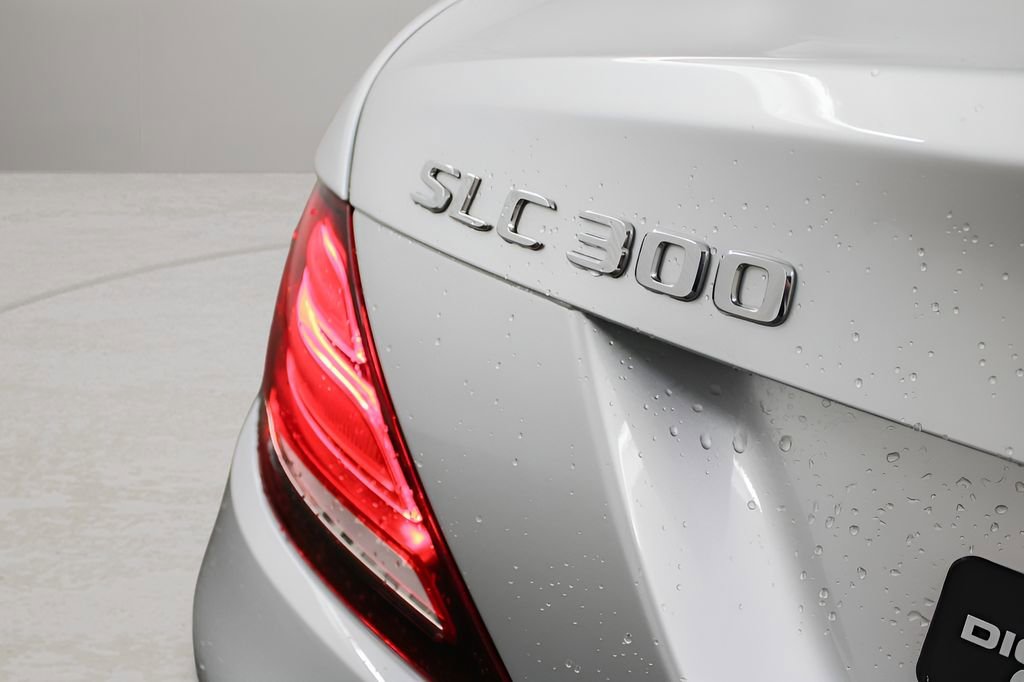 Used 2019 Mercedes-Benz SLC 300 image 42