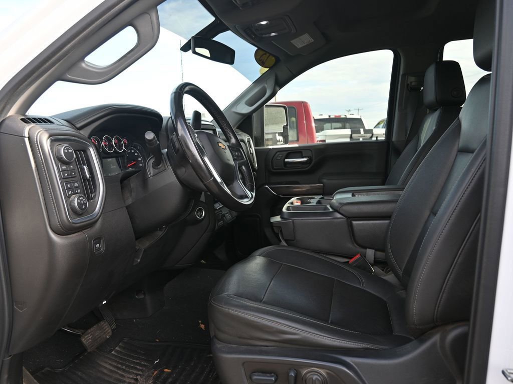 Used 2023 Chevrolet Silverado 3500 LTZ image 18