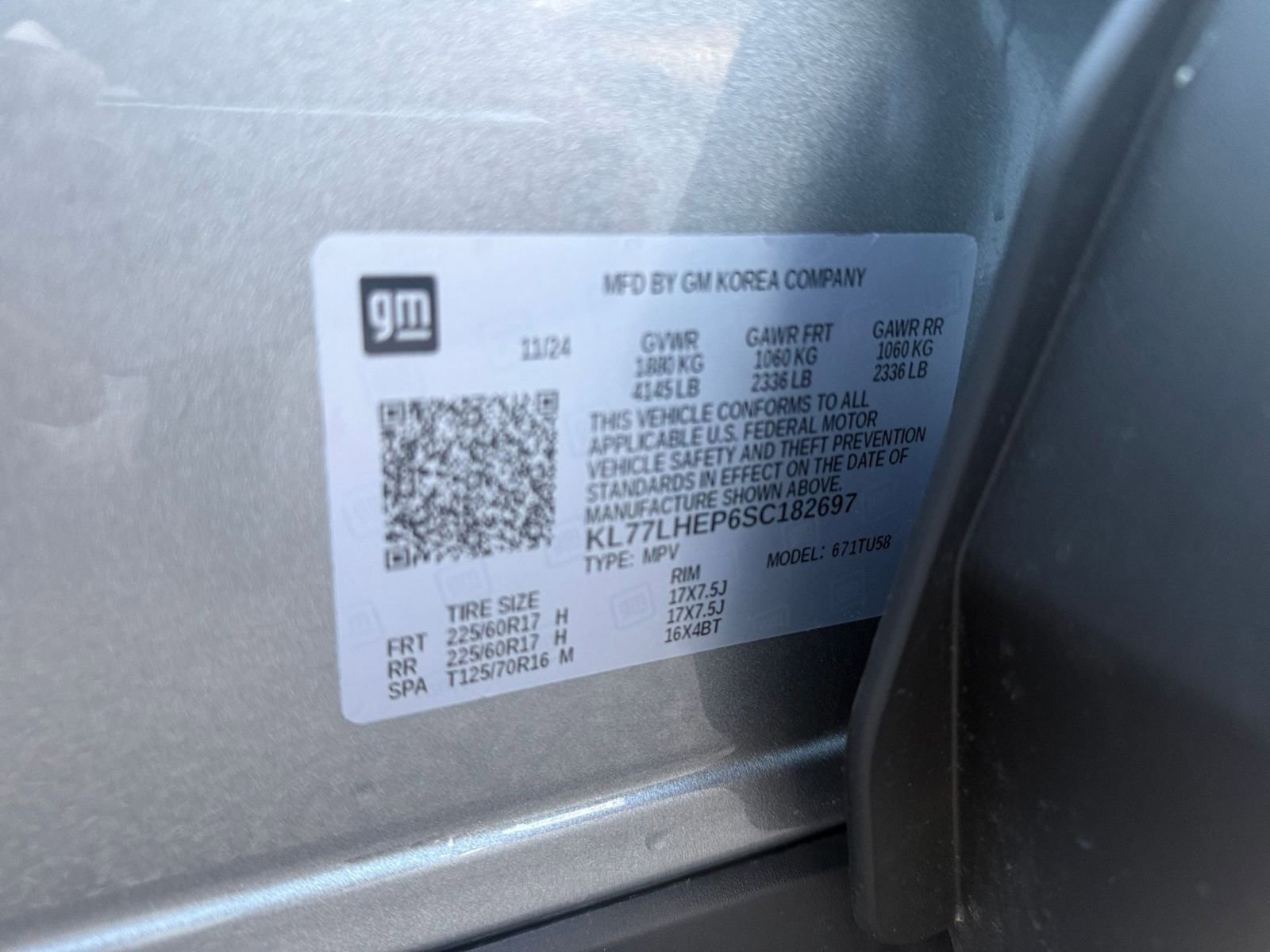 Used 2025 Chevrolet Trax LT image 28