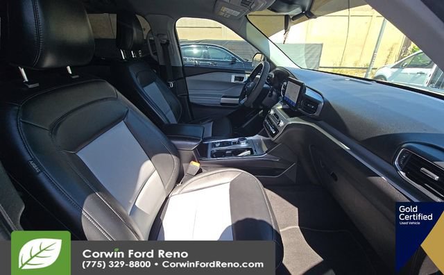 Used 2022 Ford Explorer XLT w/ Equipment Group 202A AWD/4WD image 11